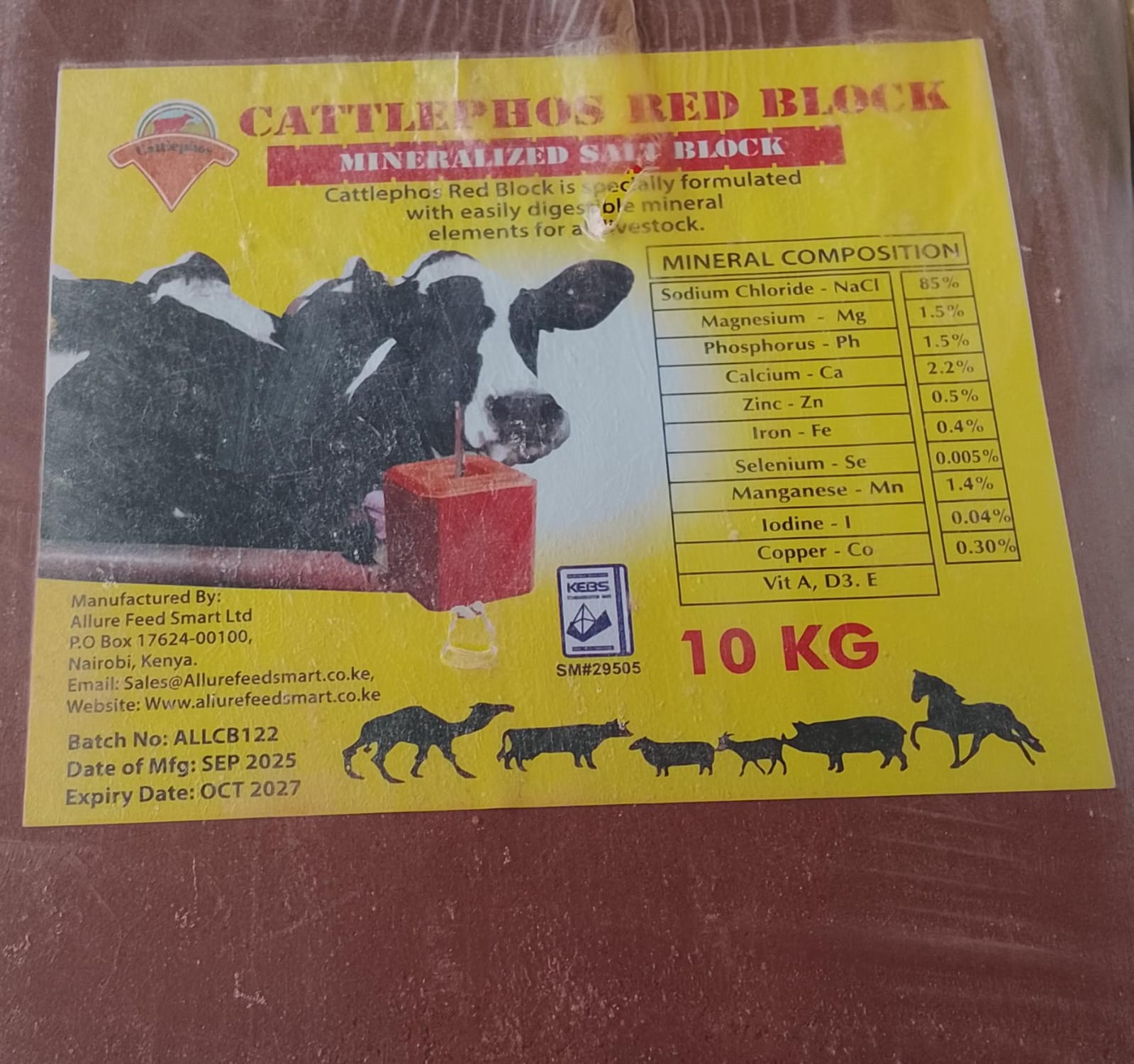 Cattlephos Red Block - Mineralized Salt Block